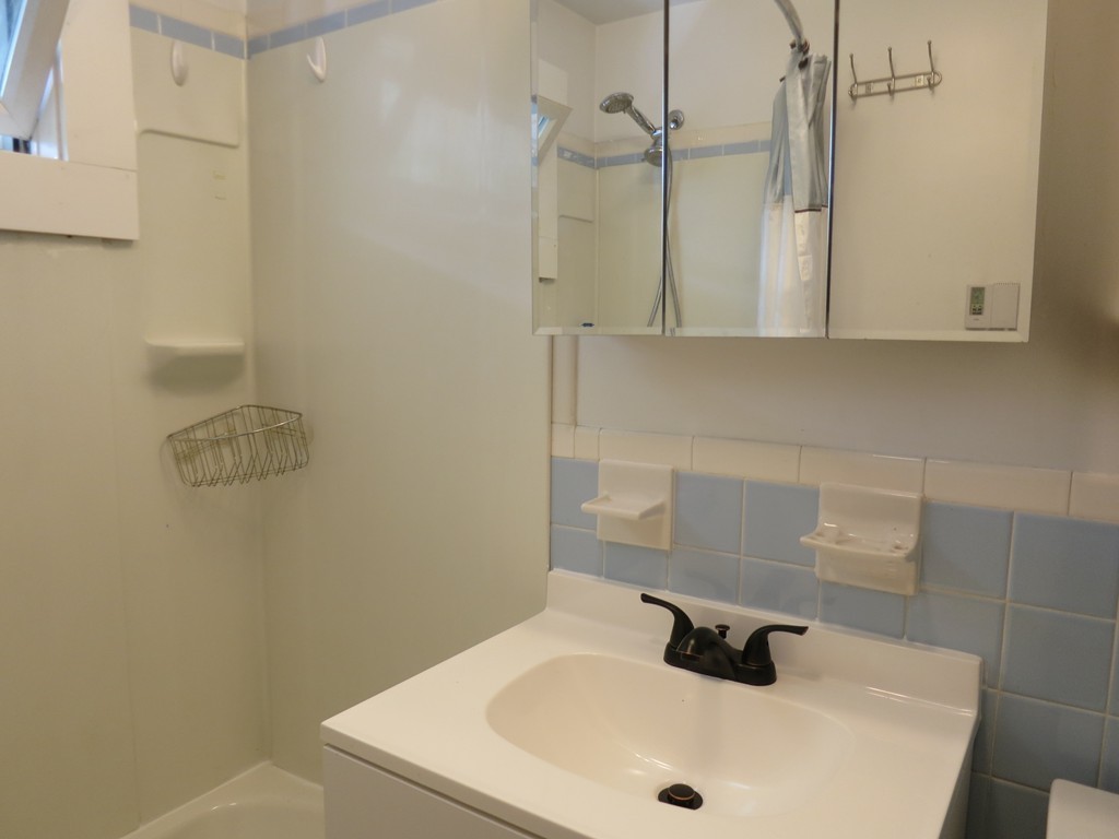 149 Round Hill Road, Unit A Northampton, MA 01060 - Photo 10 of 15 Gallery Image 10
