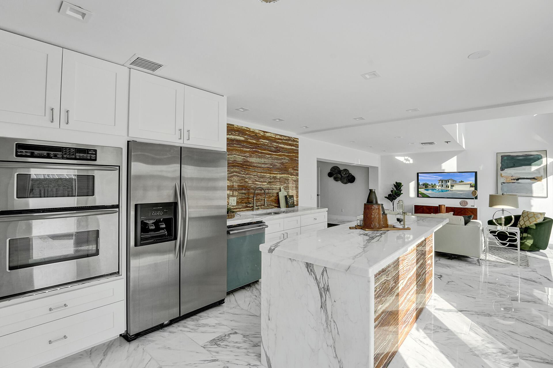 1328 West Camino Real Boca Raton, FL 33486 - Photo 4 of 21 kitchen