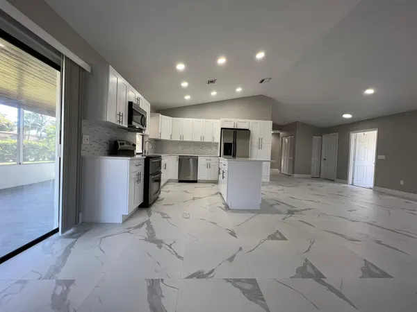 $4,000 | 1289 Pinetta Circle, Wellington, FL 33414