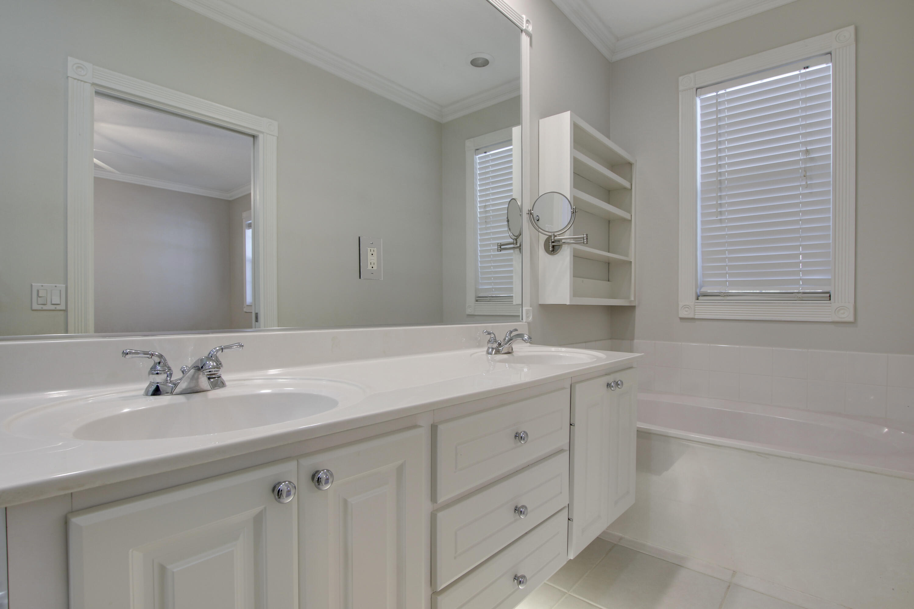 3057 East Community Drive Jupiter, FL 33458 - Photo 19 of 23 0236726B-C79C-42D5-8173-B86092483F13