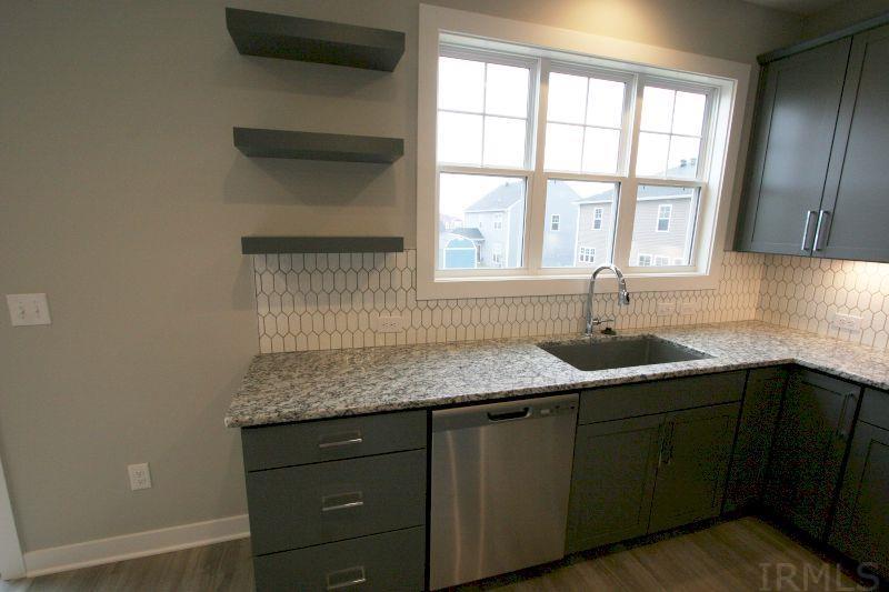 1406 Hunters Crossing Pass Huntingburg, IN 47542 - Photo 15 of 34