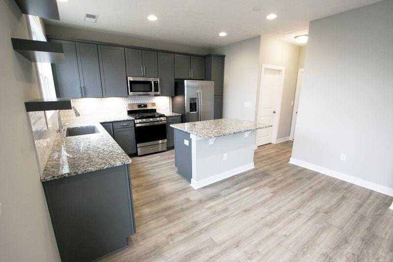 1406 Hunters Crossing Pass Huntingburg, IN 47542 - Photo 19 of 34