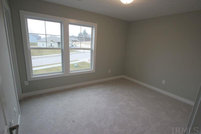 1406 Hunters Crossing Pass Huntingburg, IN 47542 - Photo 28 of 34