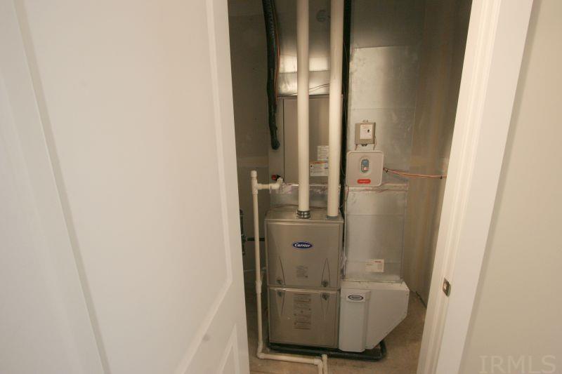 1406 Hunters Crossing Pass Huntingburg, IN 47542 - Photo 34 of 34