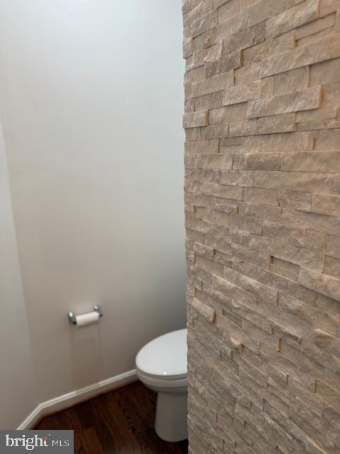 2307 Brooke Grove Road Bowie, MD 20721 - Photo 23 of 61 Powder Room