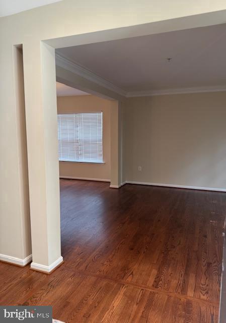 2307 Brooke Grove Road Bowie, MD 20721 - Photo 6 of 61 Living Room