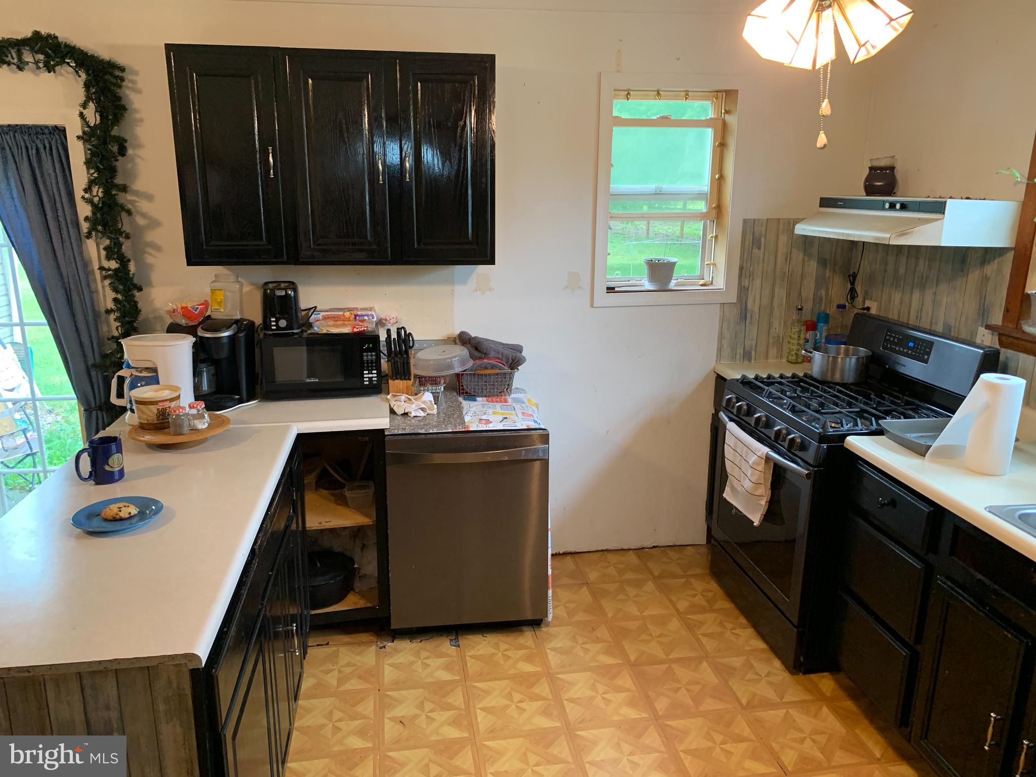 2530 Oakland Road Dover, PA 17315 - Photo 12 of 30 Gallery Image 12