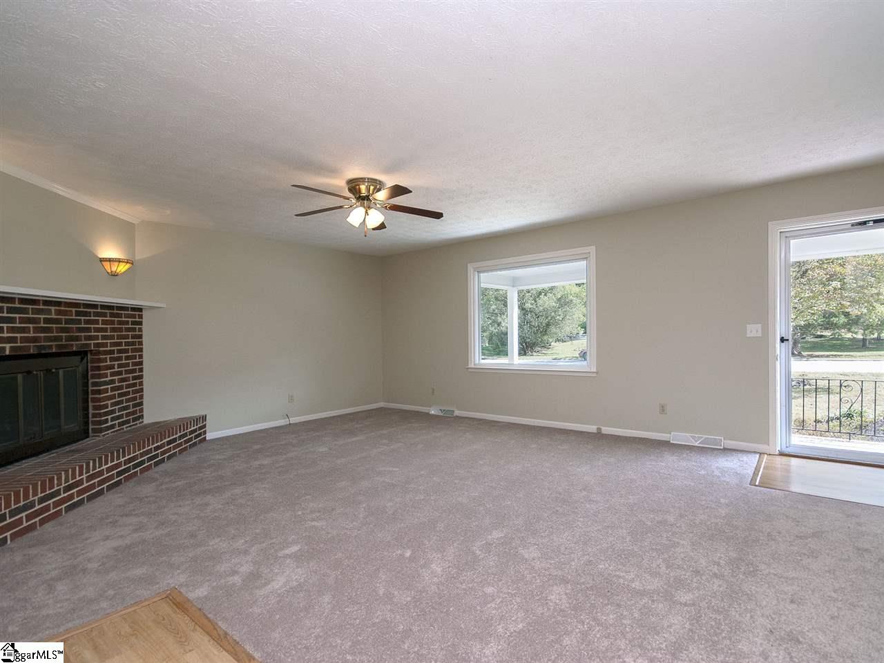 129 Montclair Road Mauldin, SC 29662 - Photo 14 of 36 Gallery Image 14