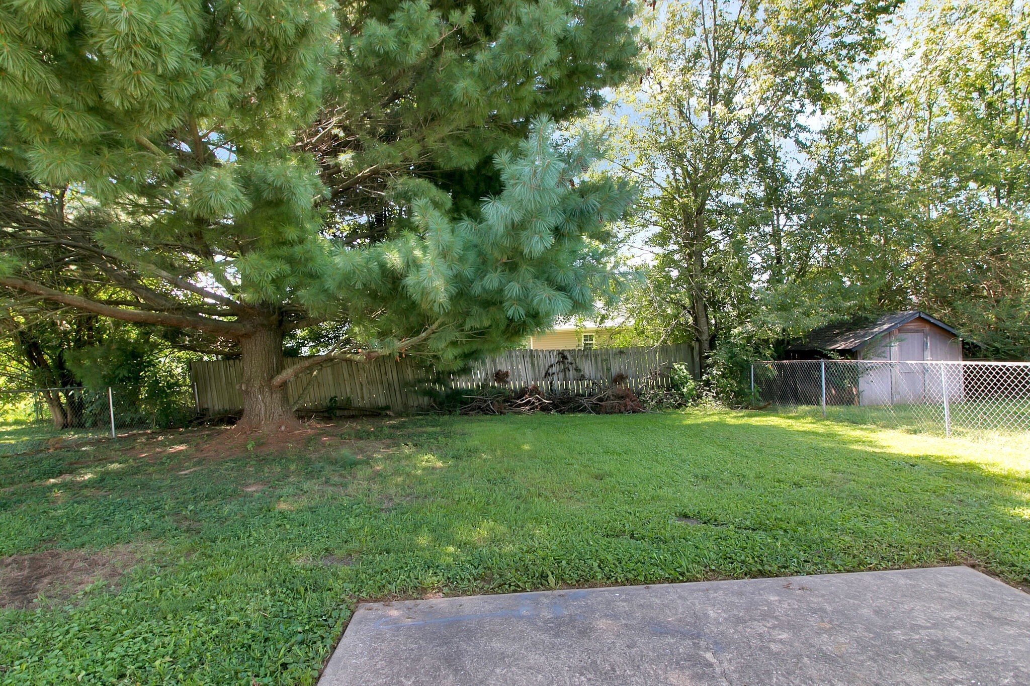 999 State Line Road Oak Grove, KY 42262 - Photo 20 of 23