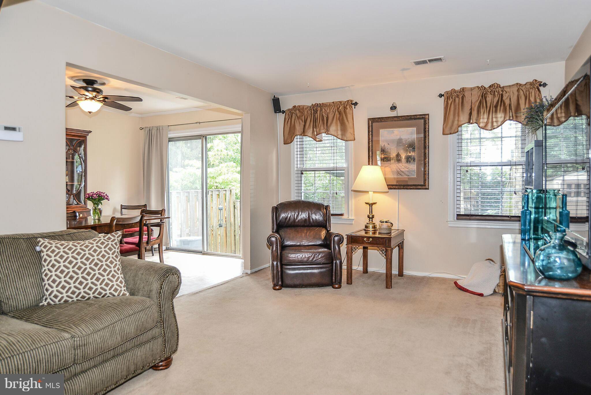 9525 Burdett Road Burke, VA 22015 - Photo 2 of 25 Family Room