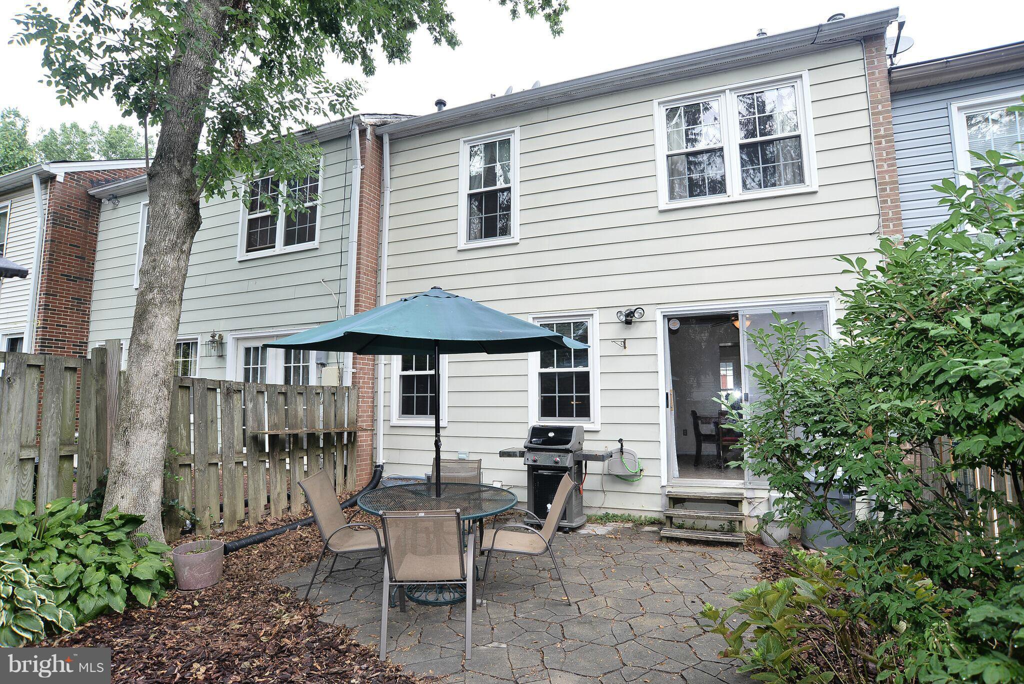 9525 Burdett Road Burke, VA 22015 - Photo 21 of 25 Backyard
