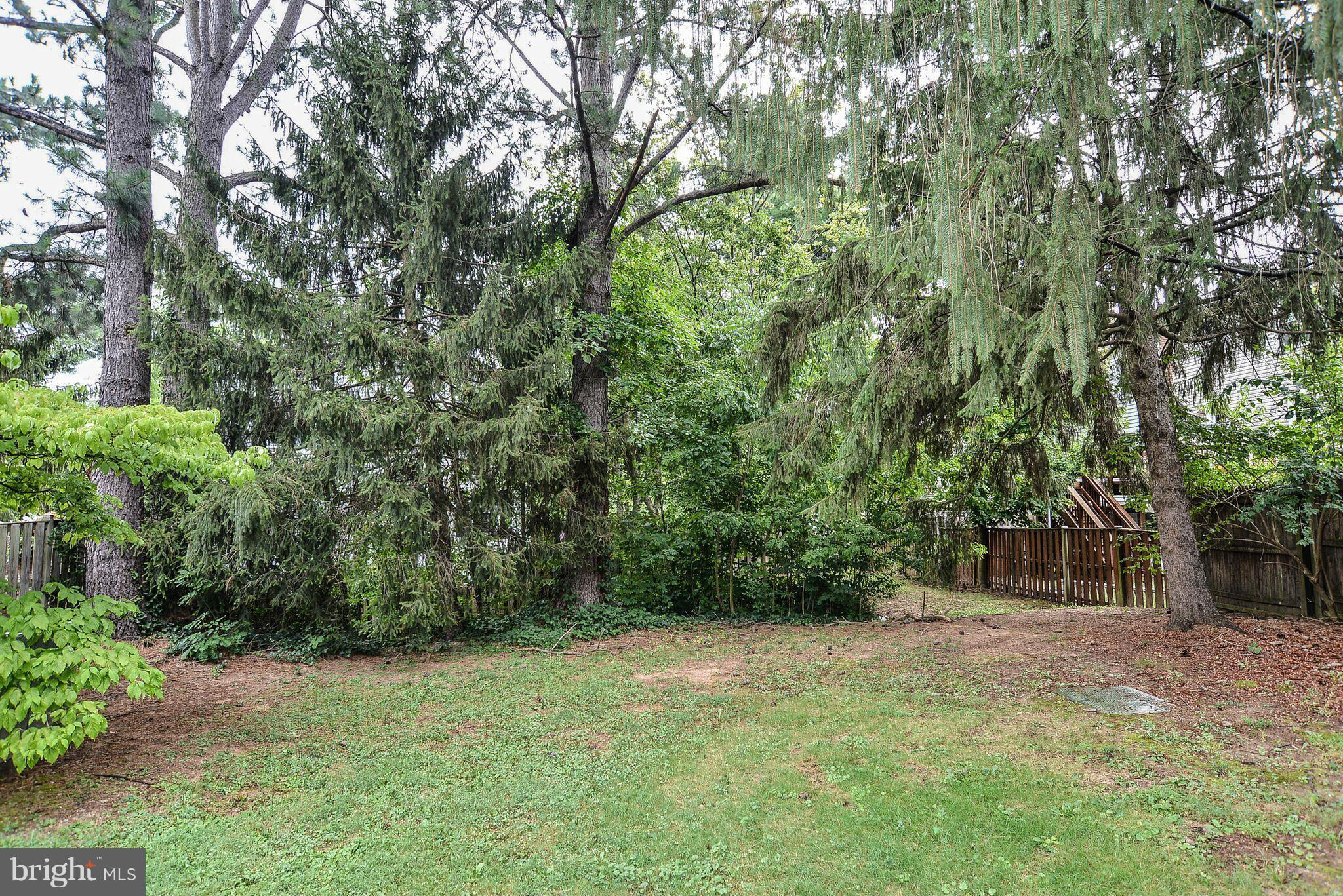9525 Burdett Road Burke, VA 22015 - Photo 22 of 25 Common Area behind fence