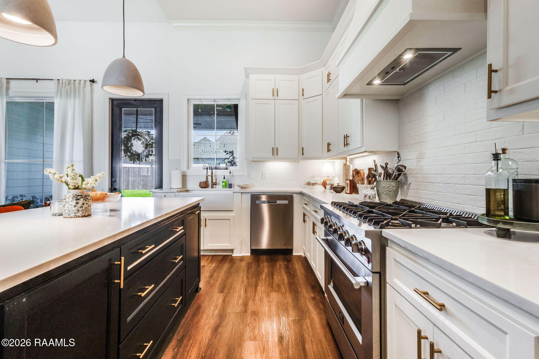 403 Sunshine Rise Drive Broussard, LA 70518 - Photo 3 of 37 3-web-or-mls-403 Sunshine Rise Dr.-2