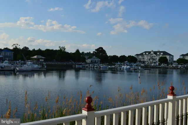 $525,000 | 843 Yacht Club Drive, Ocean Pines, MD 21811