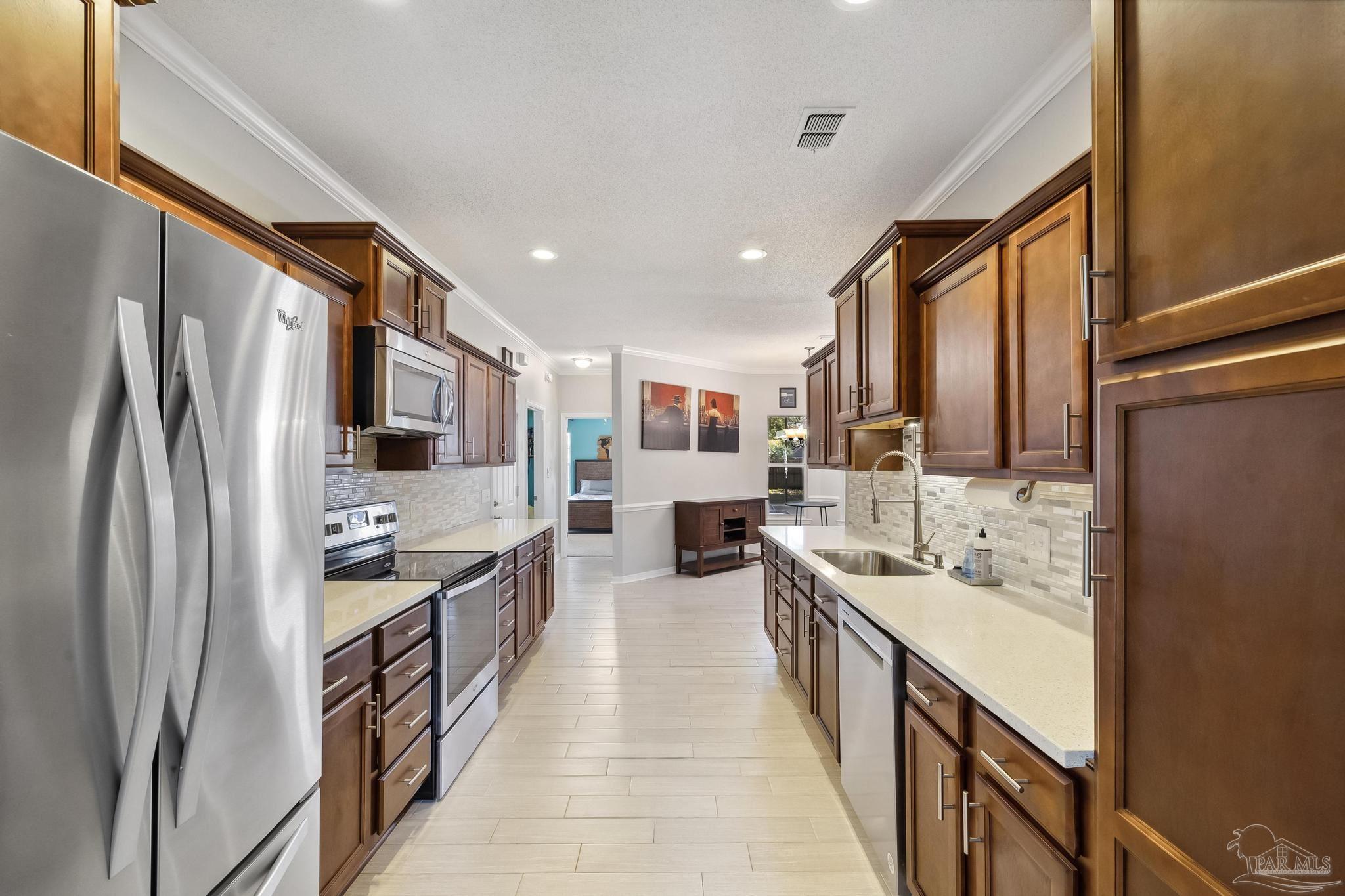505 Turnberry Road Cantonment, FL 32533 - Photo 15 of 44 Gallery Image 15