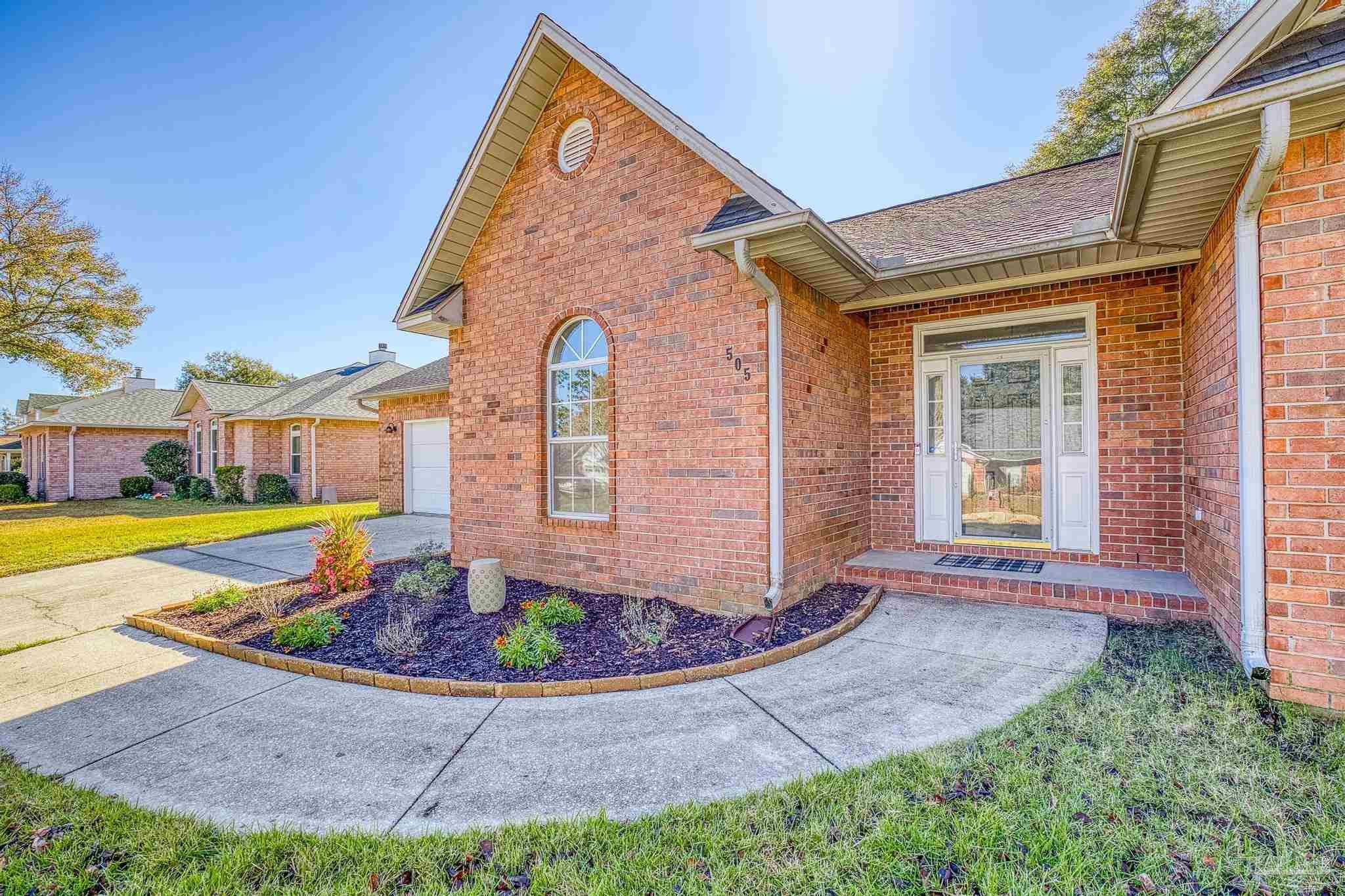 505 Turnberry Road Cantonment, FL 32533 - Photo 2 of 44 Gallery Image 2