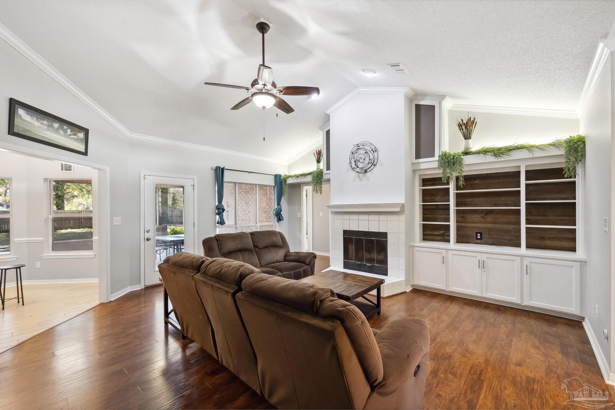 505 Turnberry Road Cantonment, FL 32533 - Photo 8 of 44 Gallery Image 8