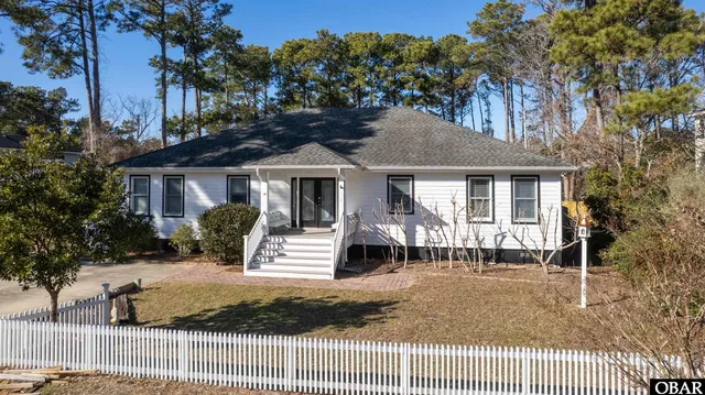 $899,000 | 518 Parkwood Drive, Kill Devil Hills, NC 27948