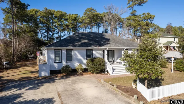 $899,000 | 518 Parkwood Drive, Kill Devil Hills, NC 27948