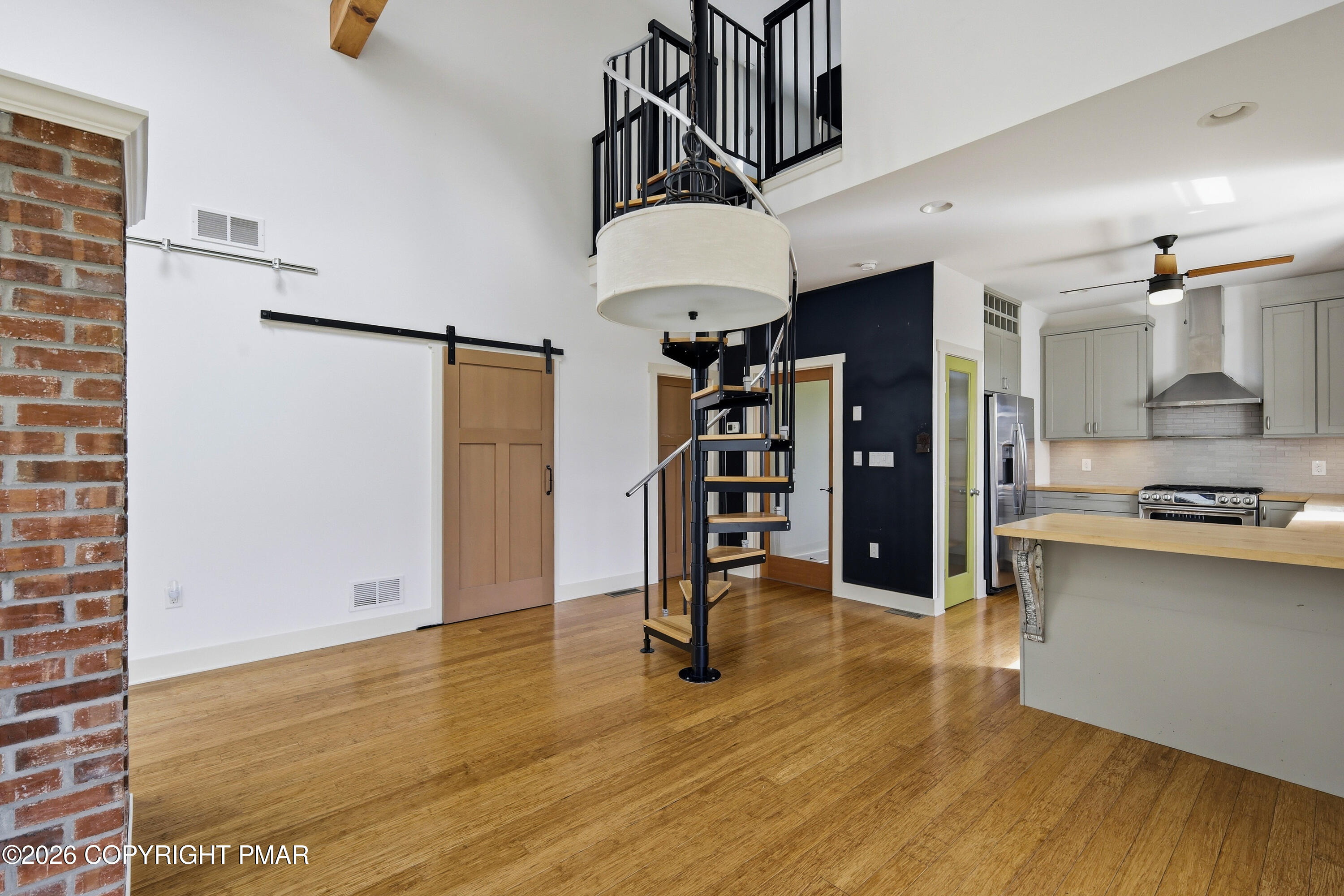 2432 Rimrock Drive Stroudsburg, PA 18360 - Photo 63 of 102 40-Photo-39