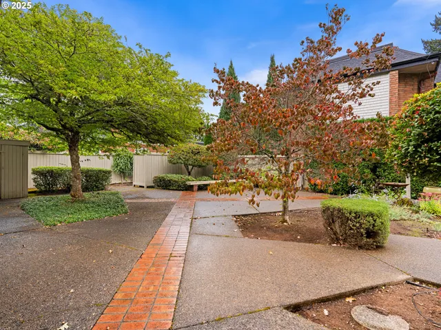 a view of a street with a house