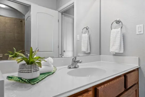 $1,089,000 | 108 Whitley Drive, Austin, TX 78738