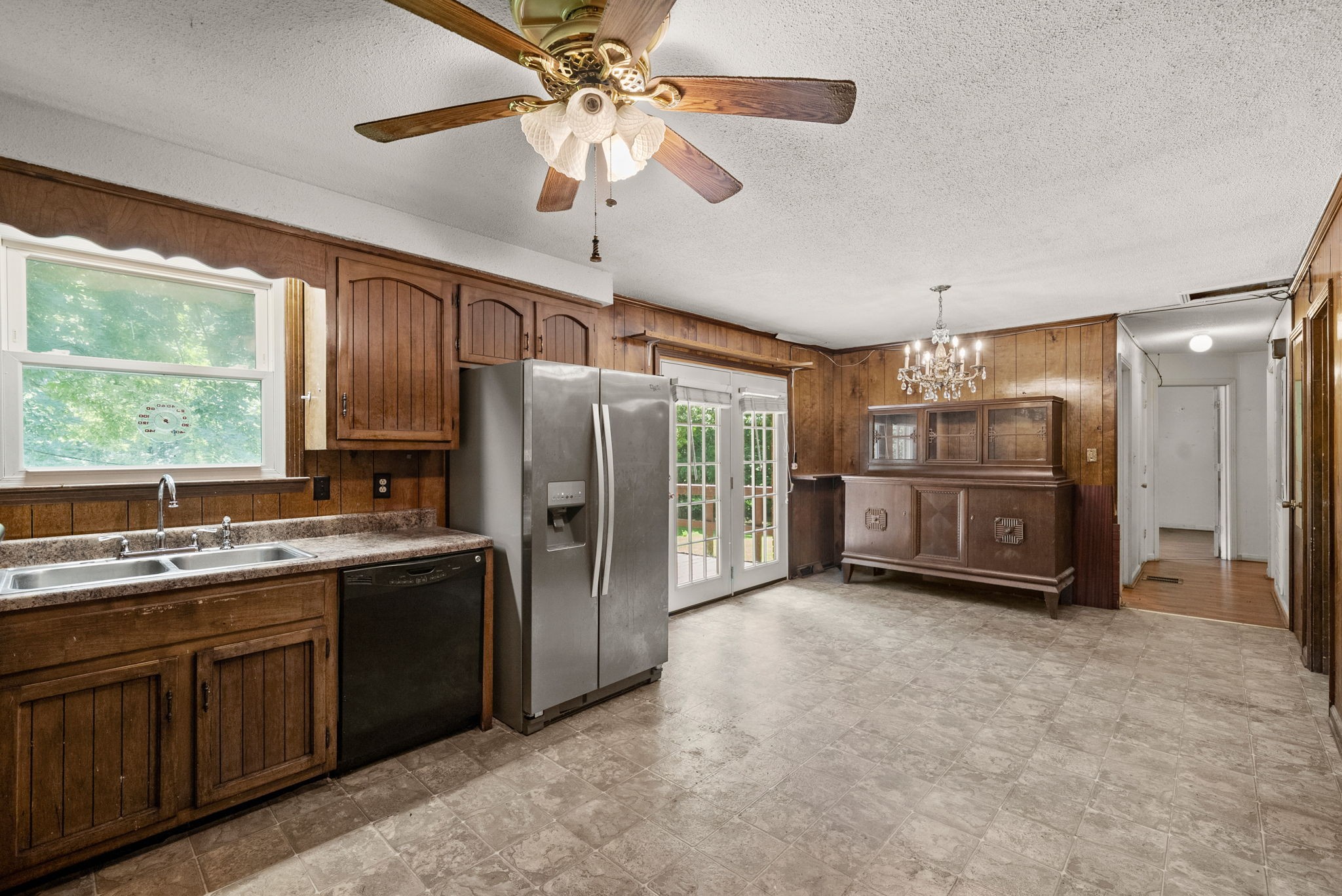 1852 Mimi Road Clarksville, TN 37040 - Photo 14 of 39 Gallery Image 14