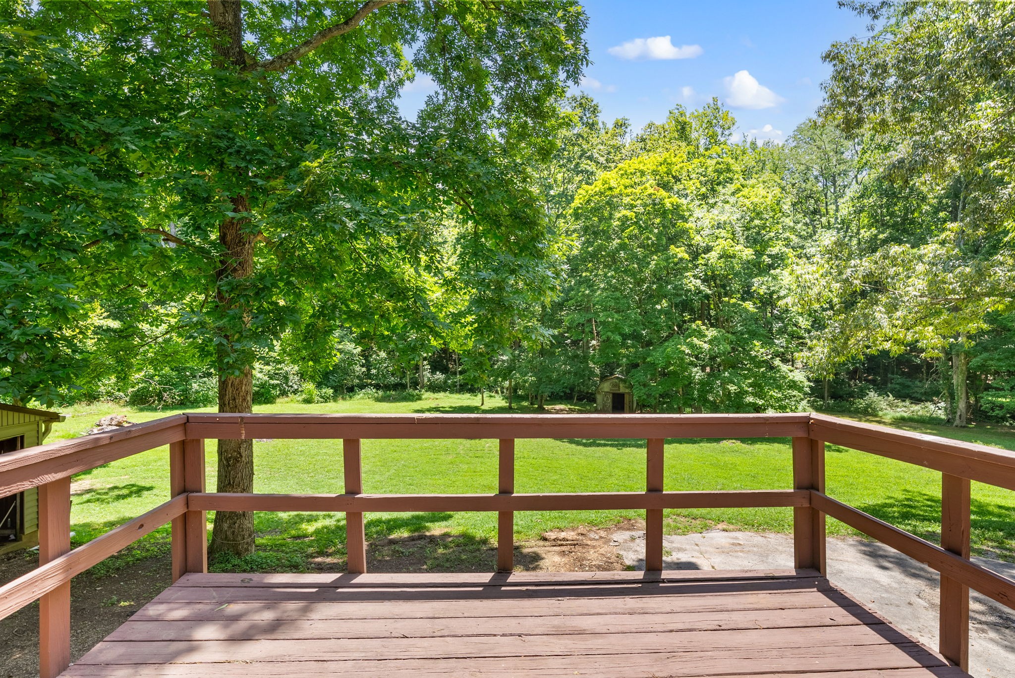 1852 Mimi Road Clarksville, TN 37040 - Photo 27 of 39 Gallery Image 27