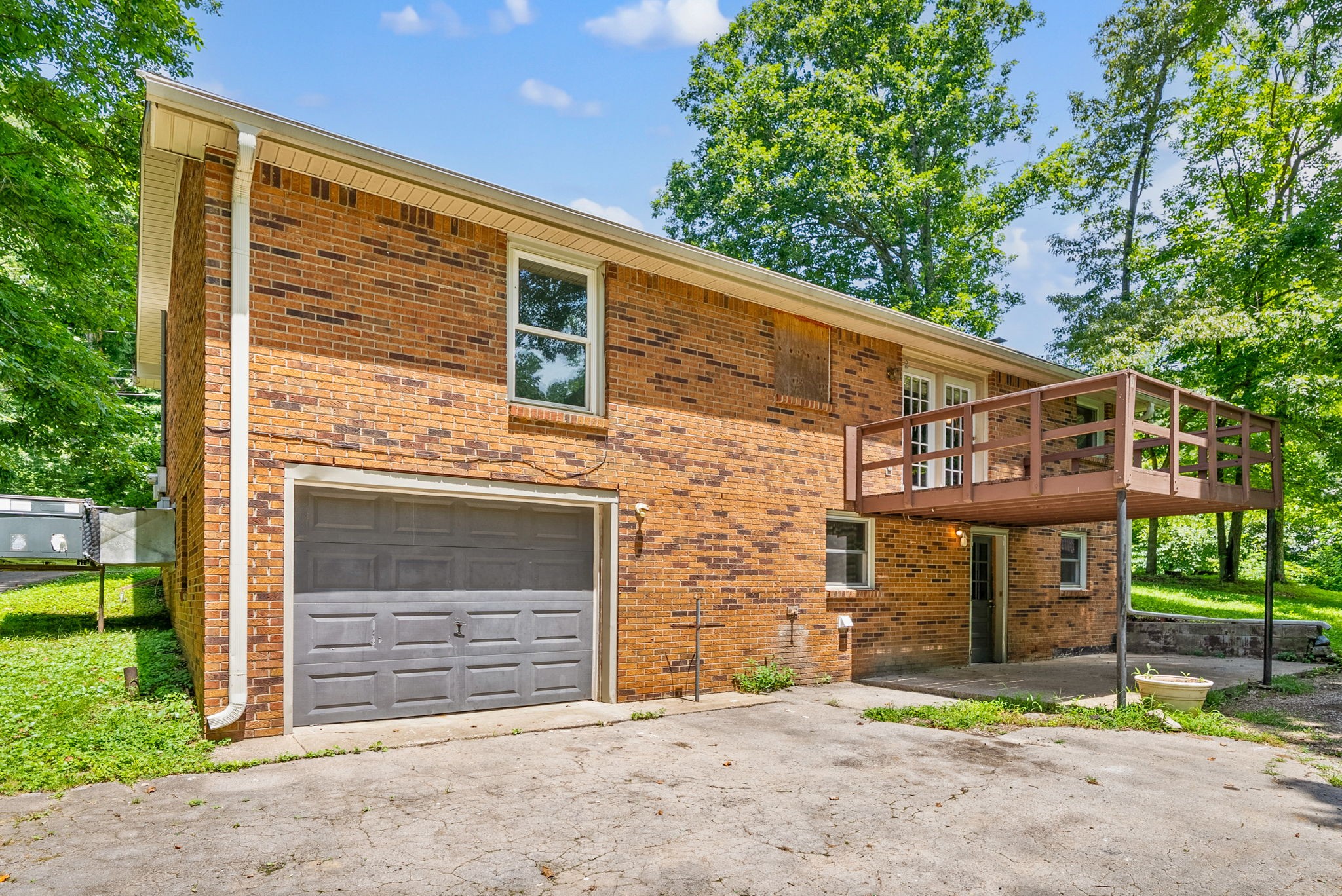 1852 Mimi Road Clarksville, TN 37040 - Photo 29 of 39 Gallery Image 29