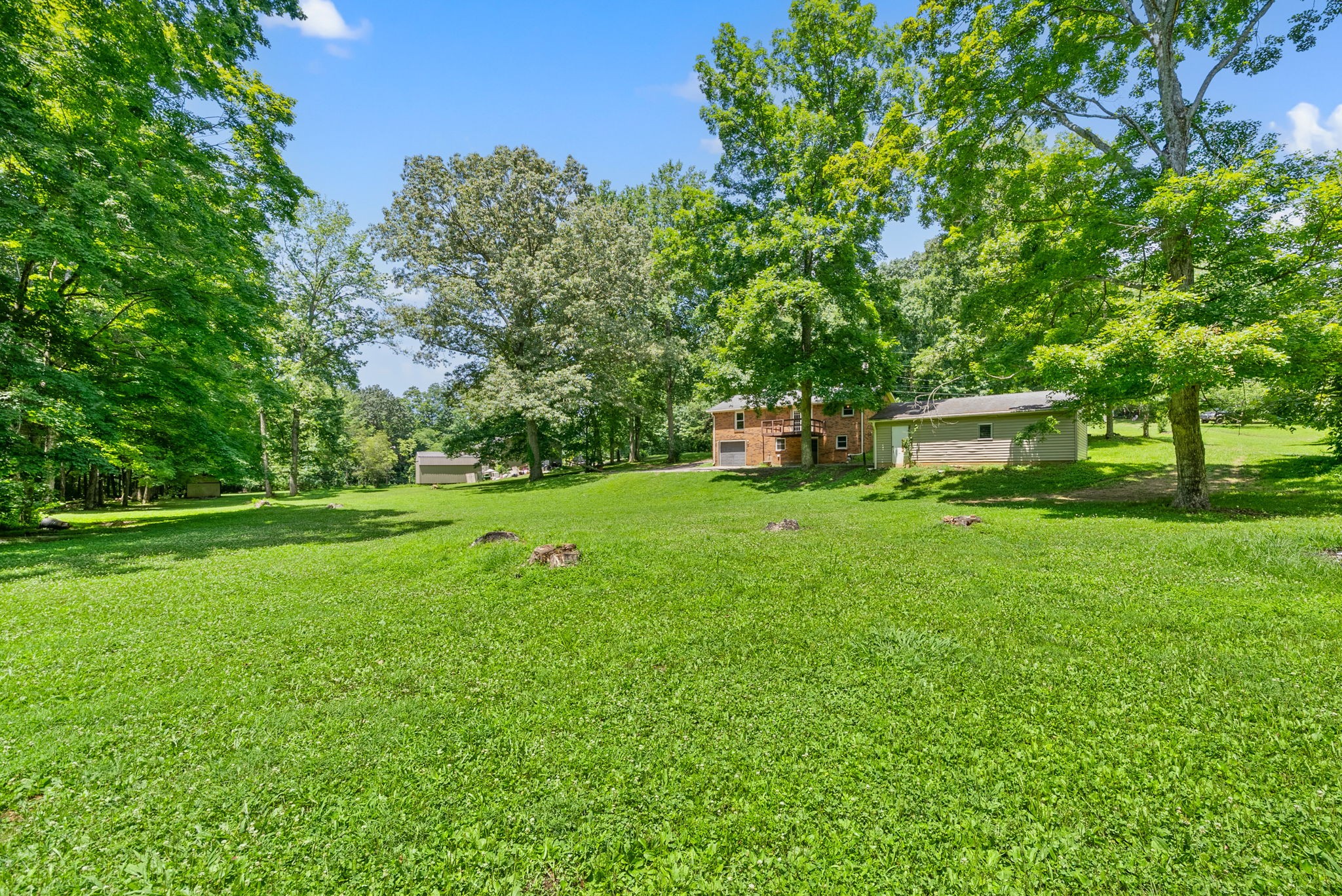 1852 Mimi Road Clarksville, TN 37040 - Photo 31 of 39 Gallery Image 31