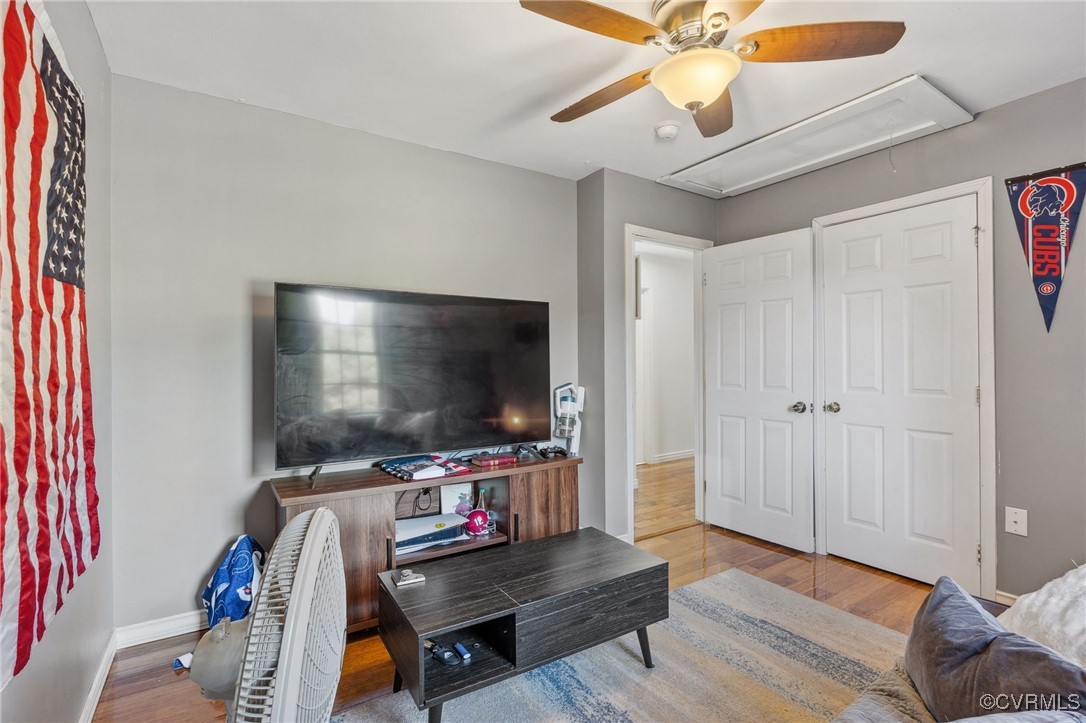 4212 Stigall Drive Chesterfield, VA 23112 - Photo 26 of 35 a living room with furniture and a flat screen tv
