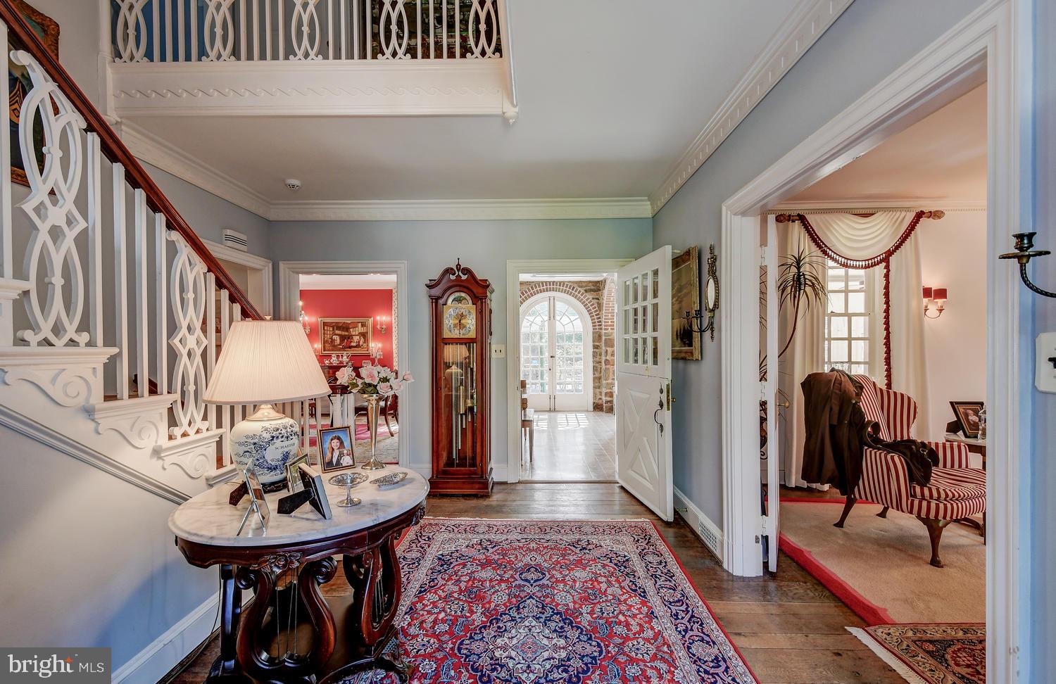 119 St Dunstans Road Baltimore, MD 21212 - Photo 3 of 38