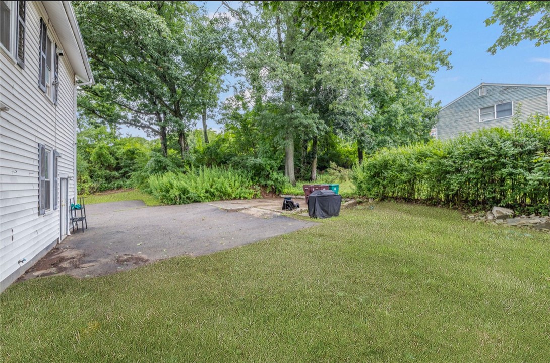 628 Cumberland Hill Road Woonsocket, RI 02895 - Photo 37 of 39 Gallery Image 37