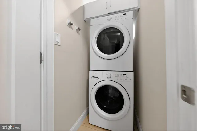 a view of terrace and kitchen