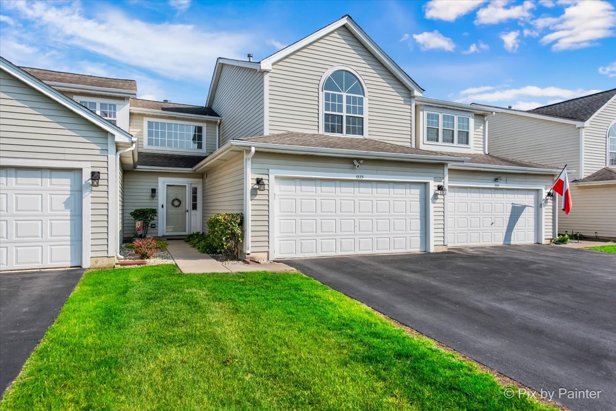 1223 Dunamon Drive Bartlett, IL 60103 - Photo 1 of 36