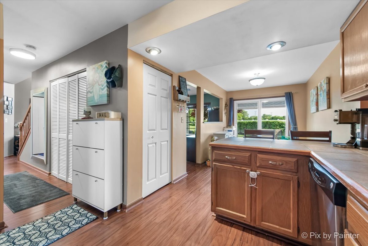 1223 Dunamon Drive Bartlett, IL 60103 - Photo 11 of 36