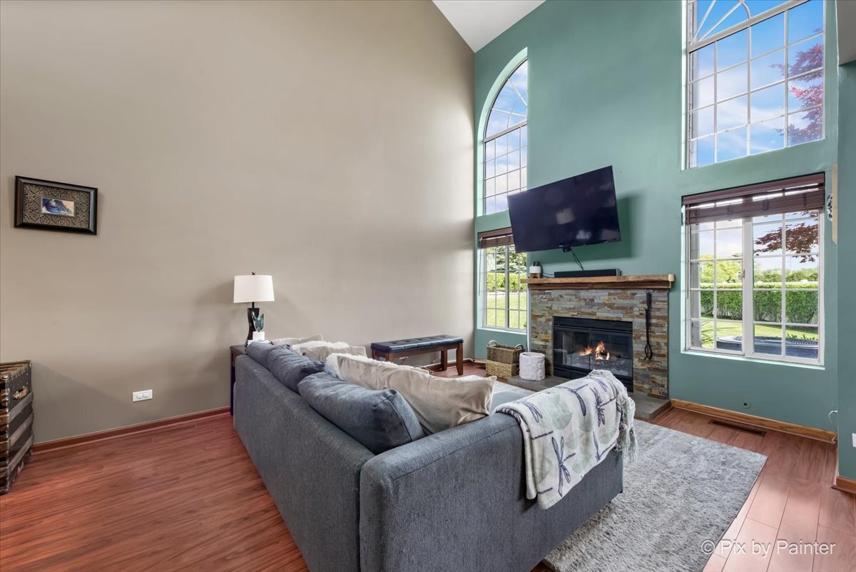 1223 Dunamon Drive Bartlett, IL 60103 - Photo 5 of 36