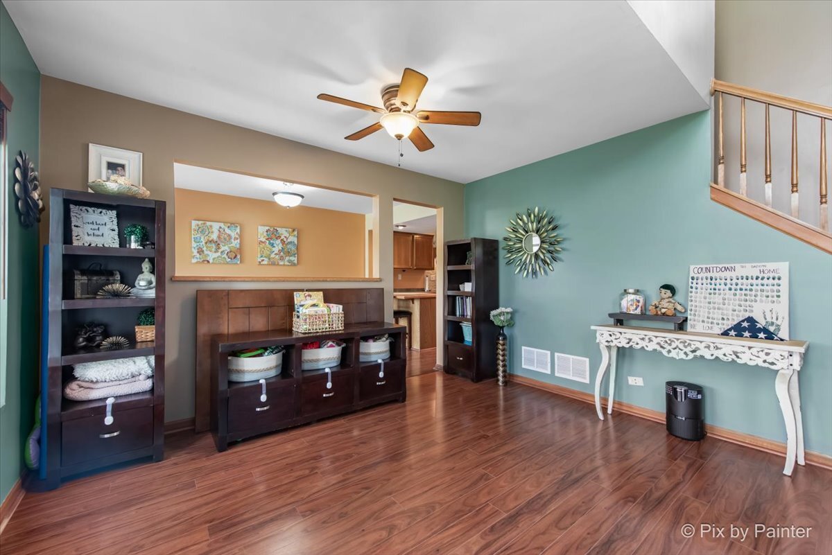 1223 Dunamon Drive Bartlett, IL 60103 - Photo 7 of 36