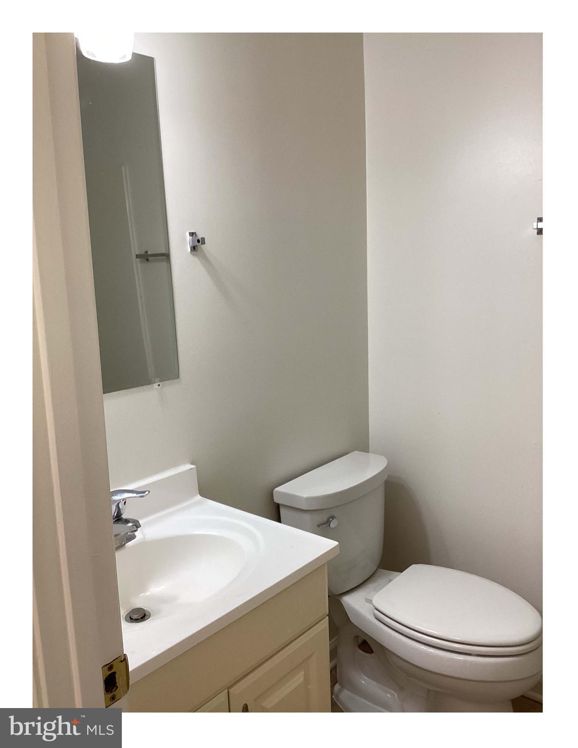 5007-5007 D Street Southeast, Unit 302 Washington, DC 20019 - Photo 7 of 8