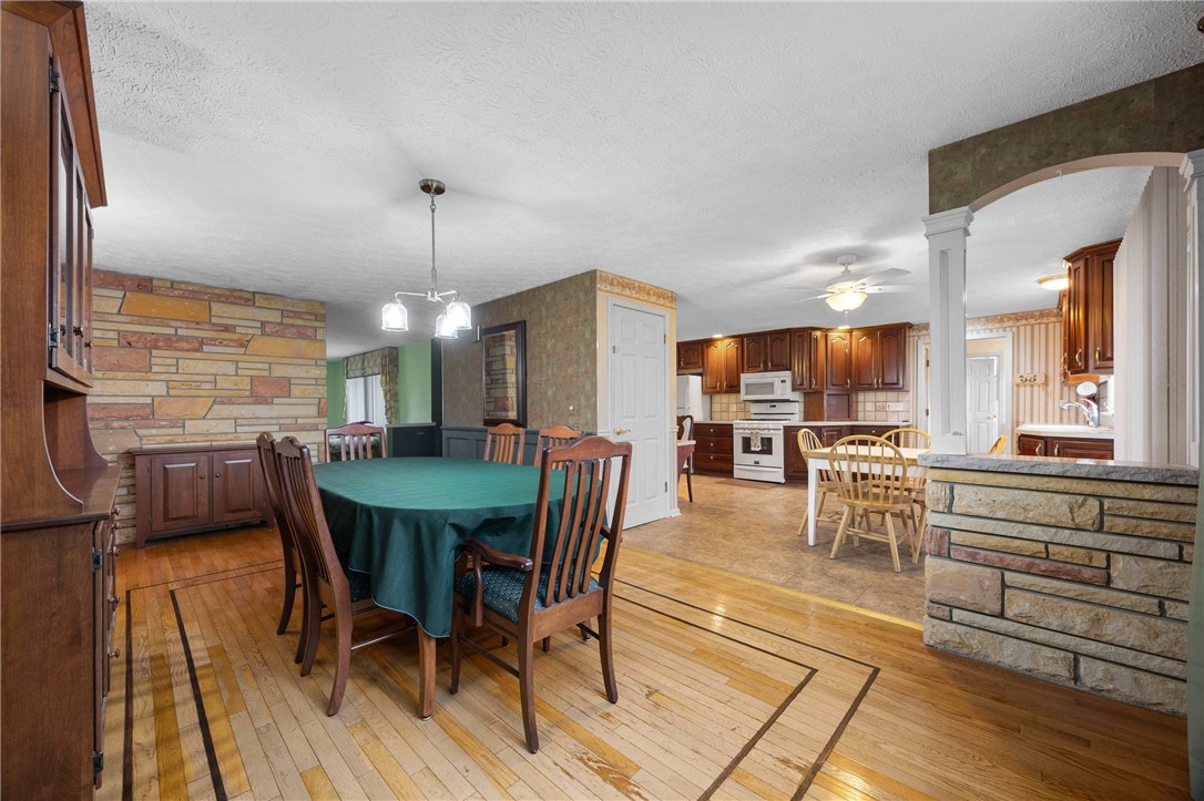 1249 Flynn Road Greece, NY 14612 - Photo 14 of 49