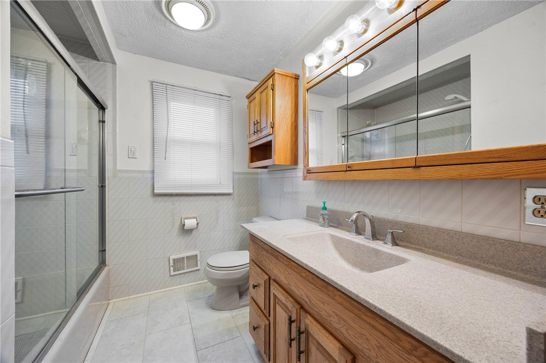 1249 Flynn Road Greece, NY 14612 - Photo 31 of 49