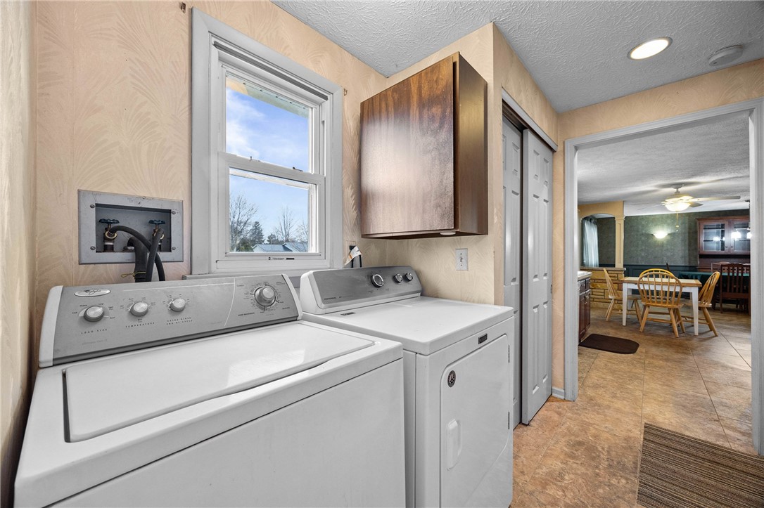 1249 Flynn Road Greece, NY 14612 - Photo 37 of 49