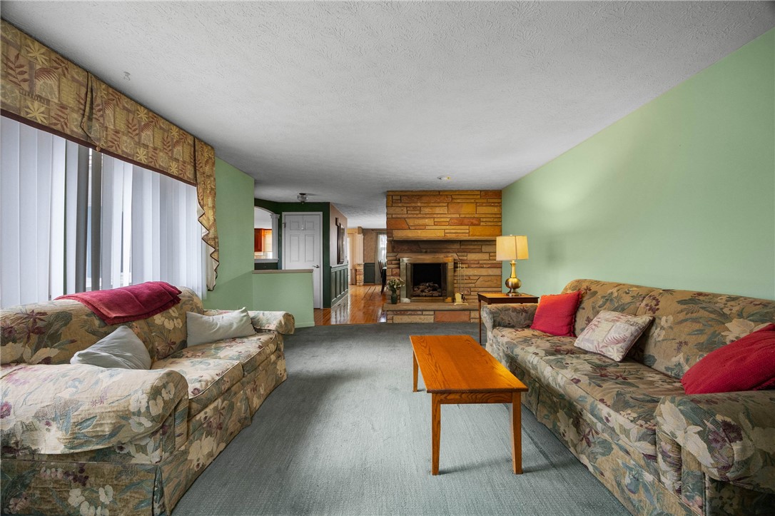 1249 Flynn Road Greece, NY 14612 - Photo 10 of 49