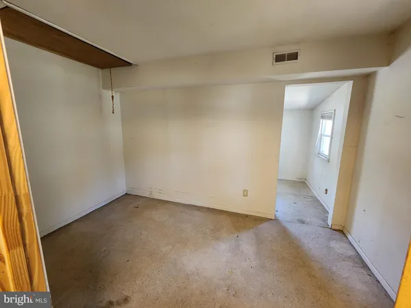 $150,000 | 310 South Emerson Avenue, Lindenwold, NJ 08021