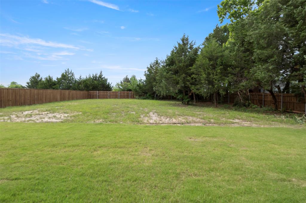 905 West Cardinal Street Ector, TX 75439 - Photo 24 of 30