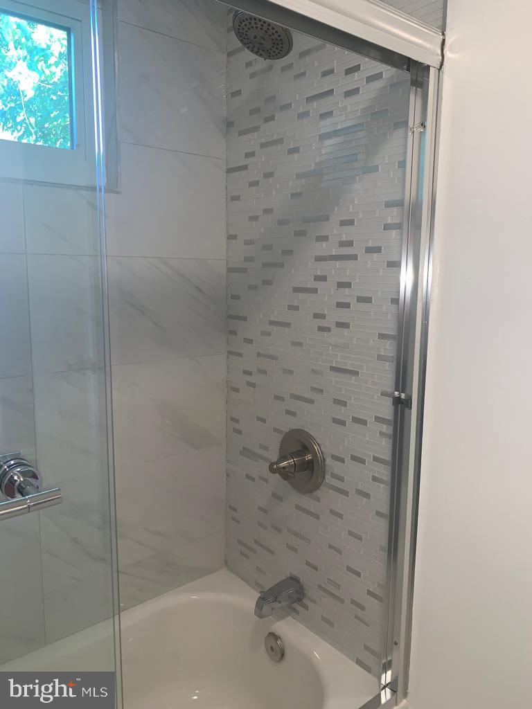 322 Kossuth Street Riverside, NJ 08075 - Photo 13 of 28