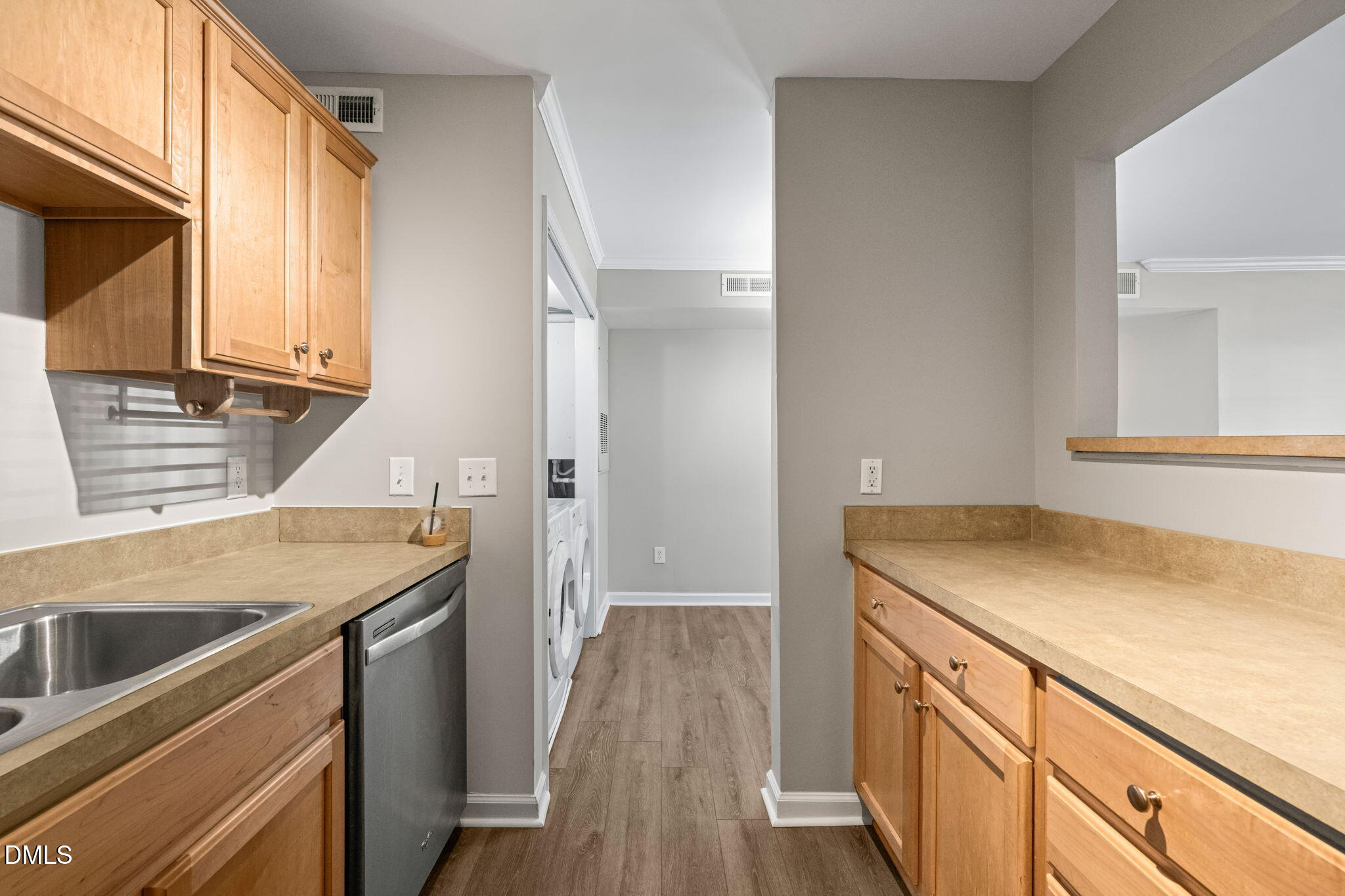 2304 Myron Drive, Unit 102 Raleigh, NC 27607 - Photo 16 of 33 15-web-or-mls-untitled-20