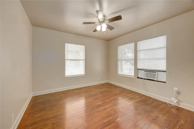 $120,000 | 423 Fairview Drive, Corpus Christi, TX 78408