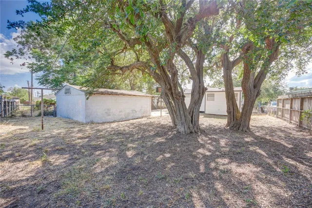 $120,000 | 423 Fairview Drive, Corpus Christi, TX 78408