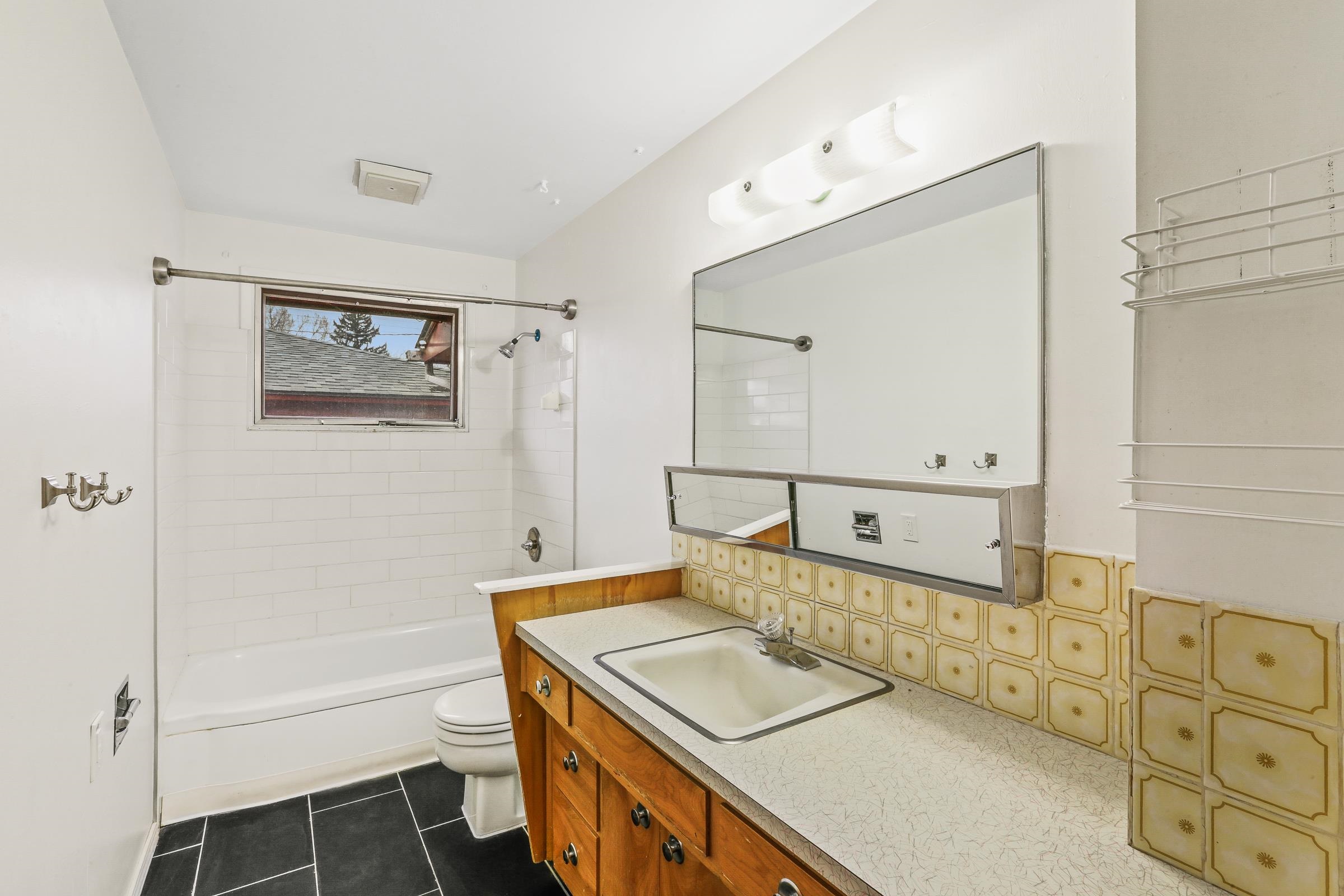 2518 East Columbia Avenue Spokane, WA 99208 - Photo 15 of 26